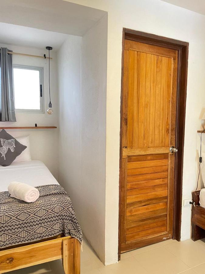 Cuatro Vientos Lodge & Apartments - Mal Pais, Costa Rica Playa Santa Teresa  Екстериор снимка