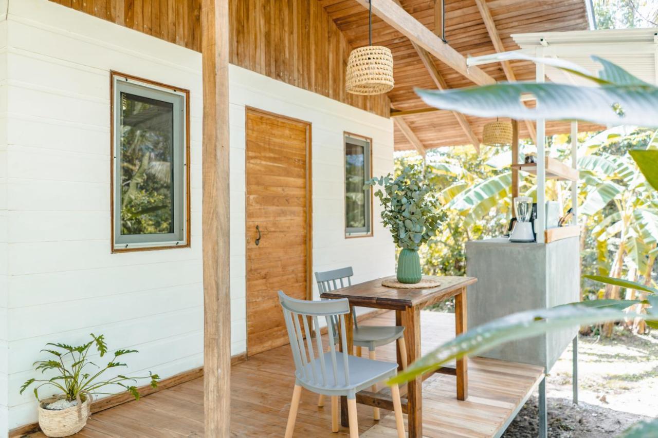 Cuatro Vientos Lodge & Apartments - Mal Pais, Costa Rica Playa Santa Teresa  Екстериор снимка