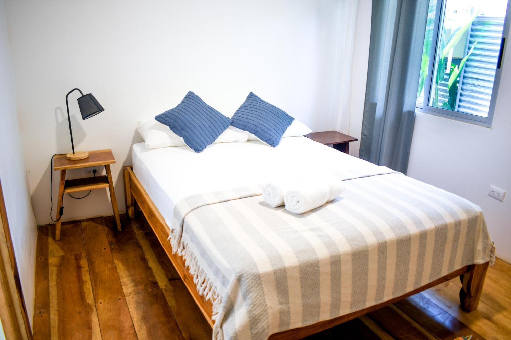 Cuatro Vientos Lodge & Apartments - Mal Pais, Costa Rica Playa Santa Teresa  Екстериор снимка