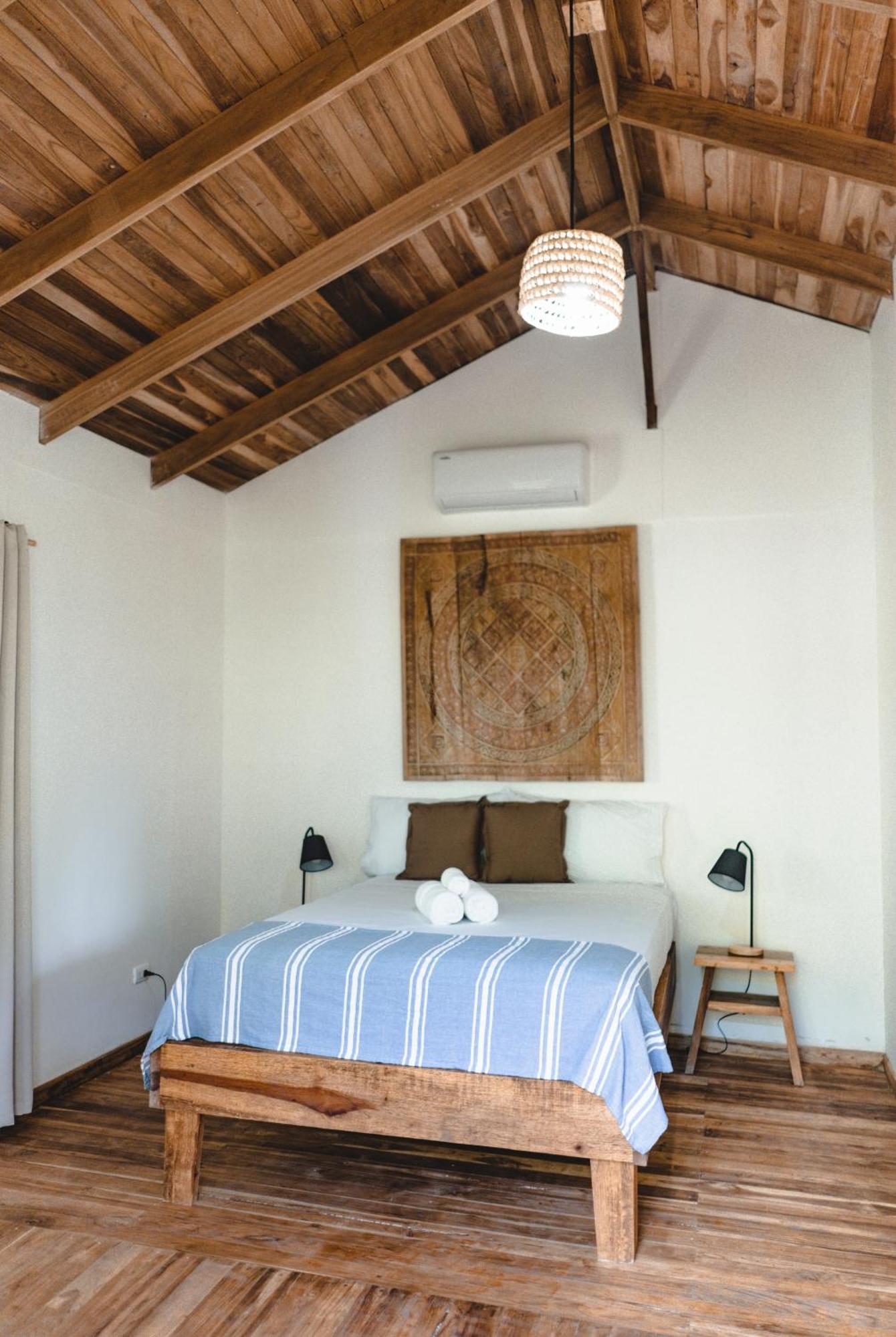 Cuatro Vientos Lodge & Apartments - Mal Pais, Costa Rica Playa Santa Teresa  Стая снимка