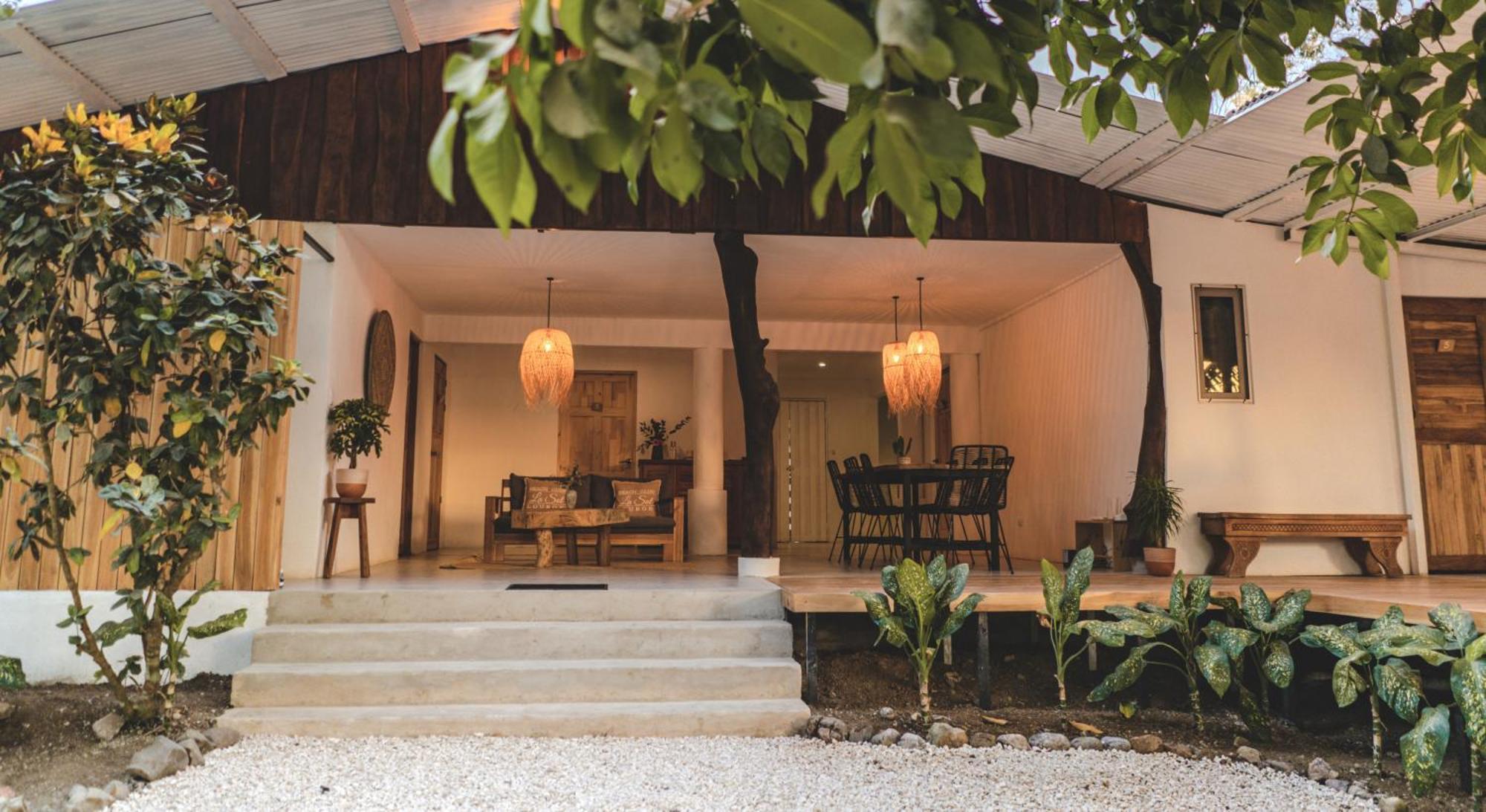 Cuatro Vientos Lodge & Apartments - Mal Pais, Costa Rica Playa Santa Teresa  Екстериор снимка
